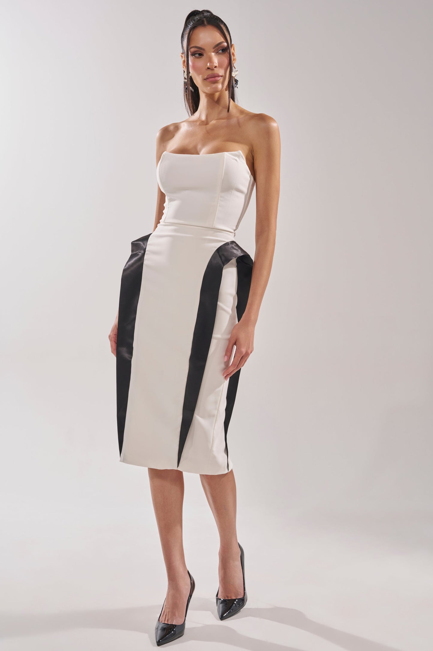 Georgie Girl White Black Contrast Strapless Midi Dress